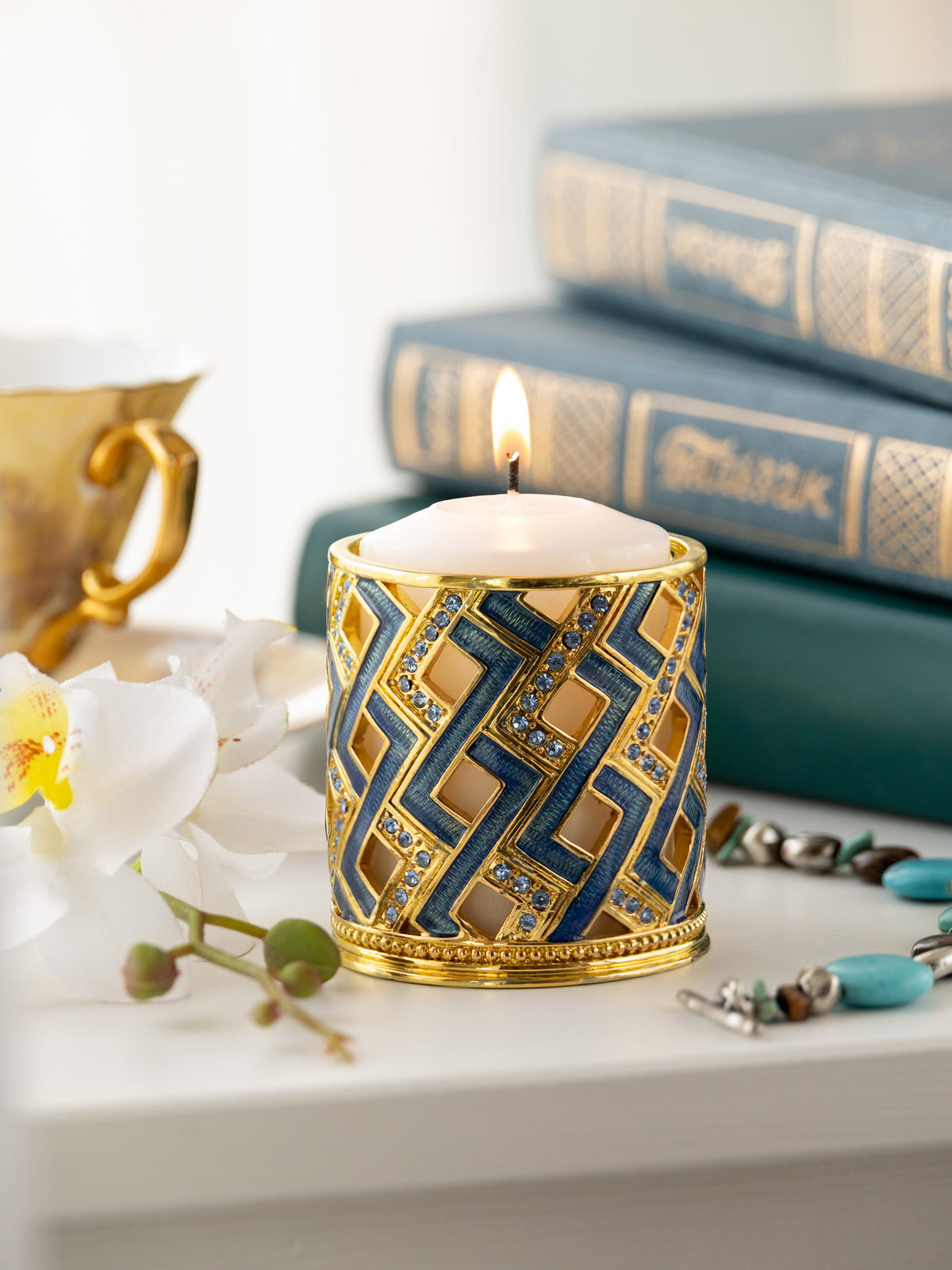 Keren Kopal Blue Decorated Candle Holder