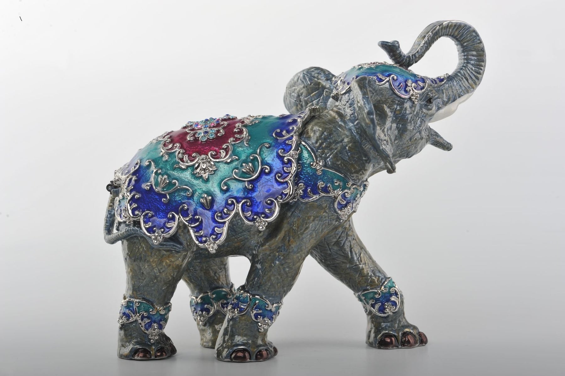 Keren Kopal Circus Elephant