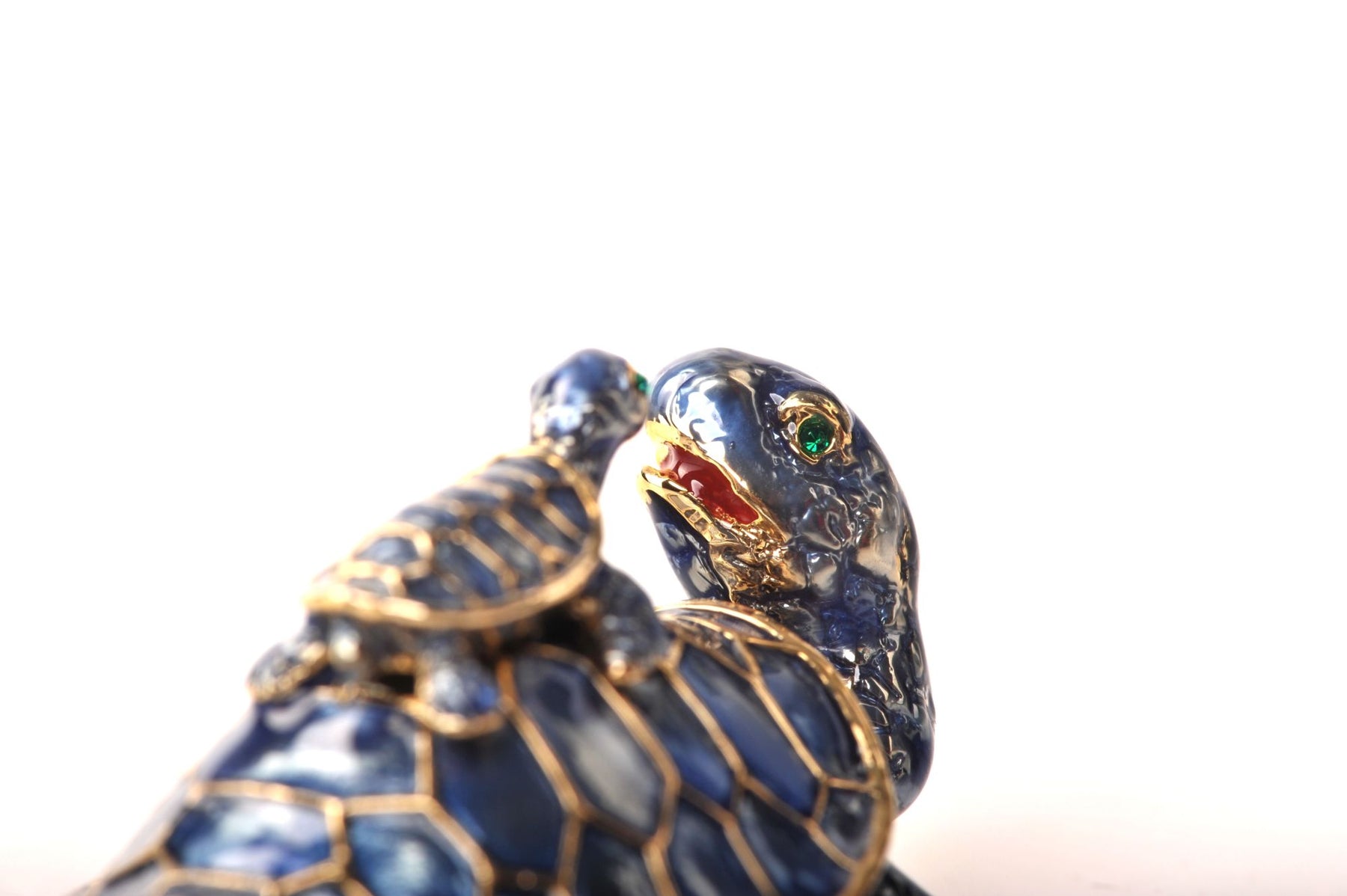 Keren Kopal Blue Sea Turtle with Baby