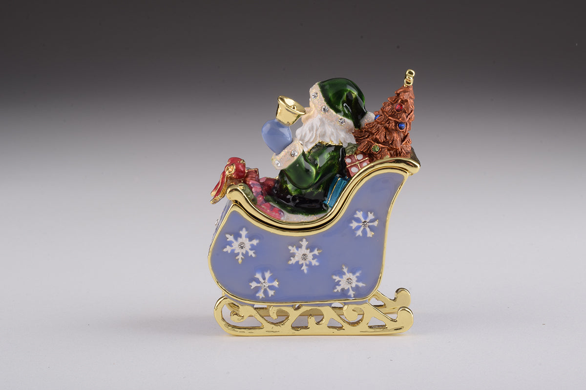 Keren Kopal Santa in Carriage