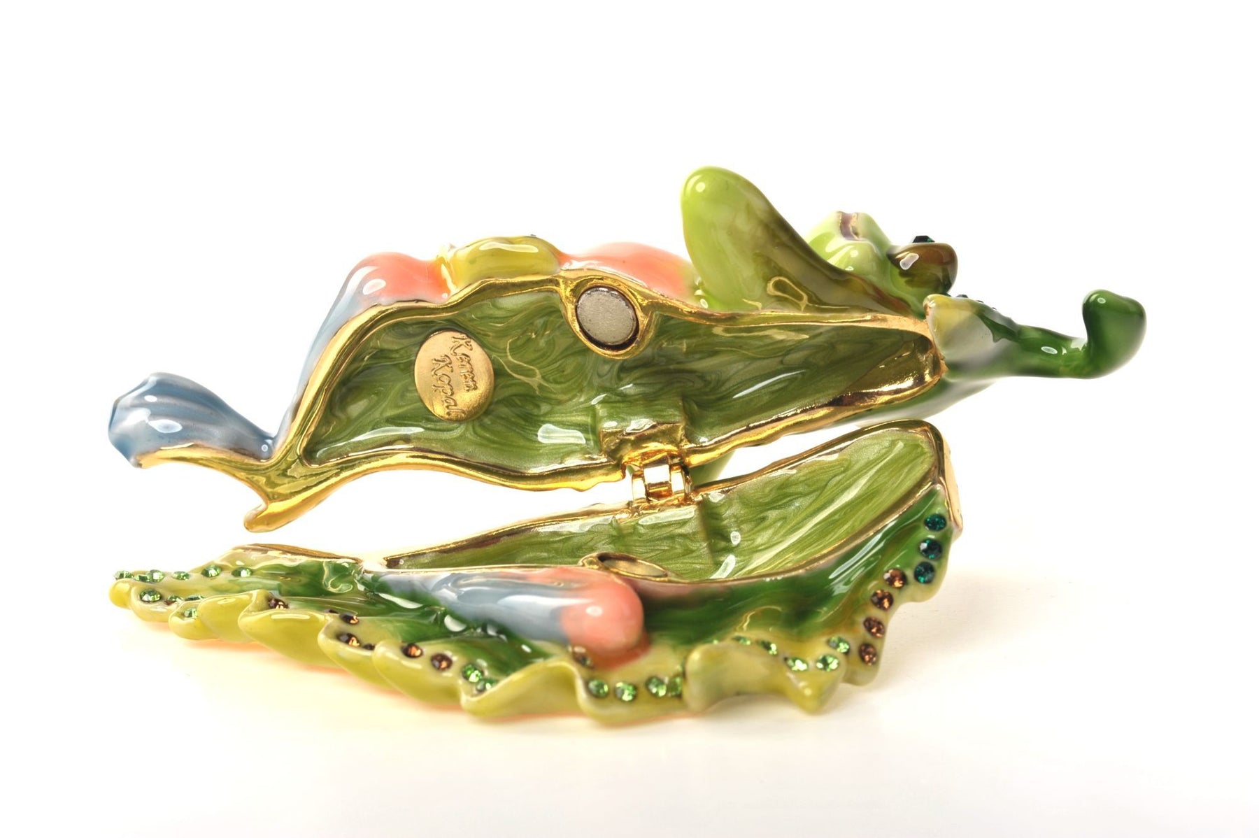 Keren Kopal Frog on a Leaf