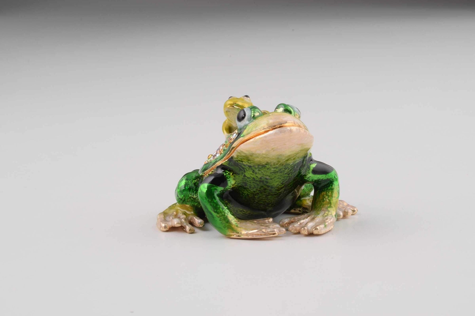 Keren Kopal Frog with a Baby Frog