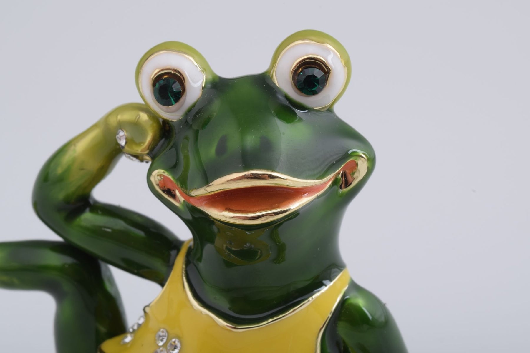 Keren Kopal Gymnastic Frog with a Yellow Shirt