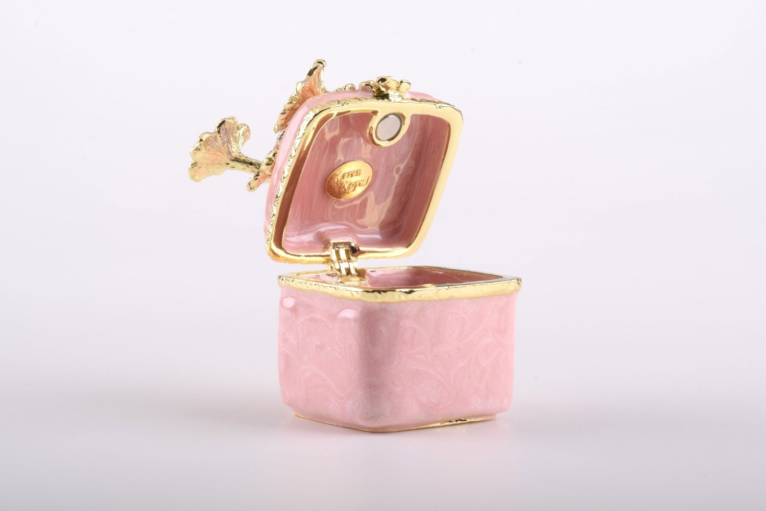 Keren Kopal Pink Box