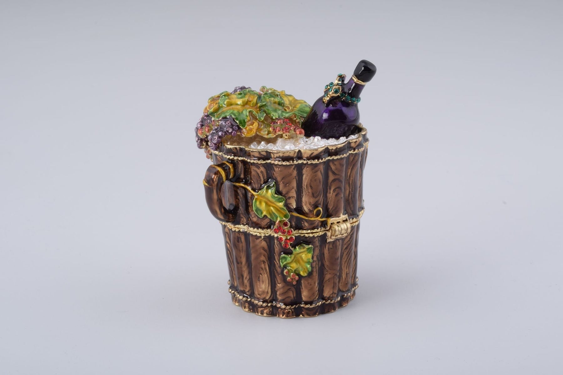 Keren Kopal Wine and Graps Bucket