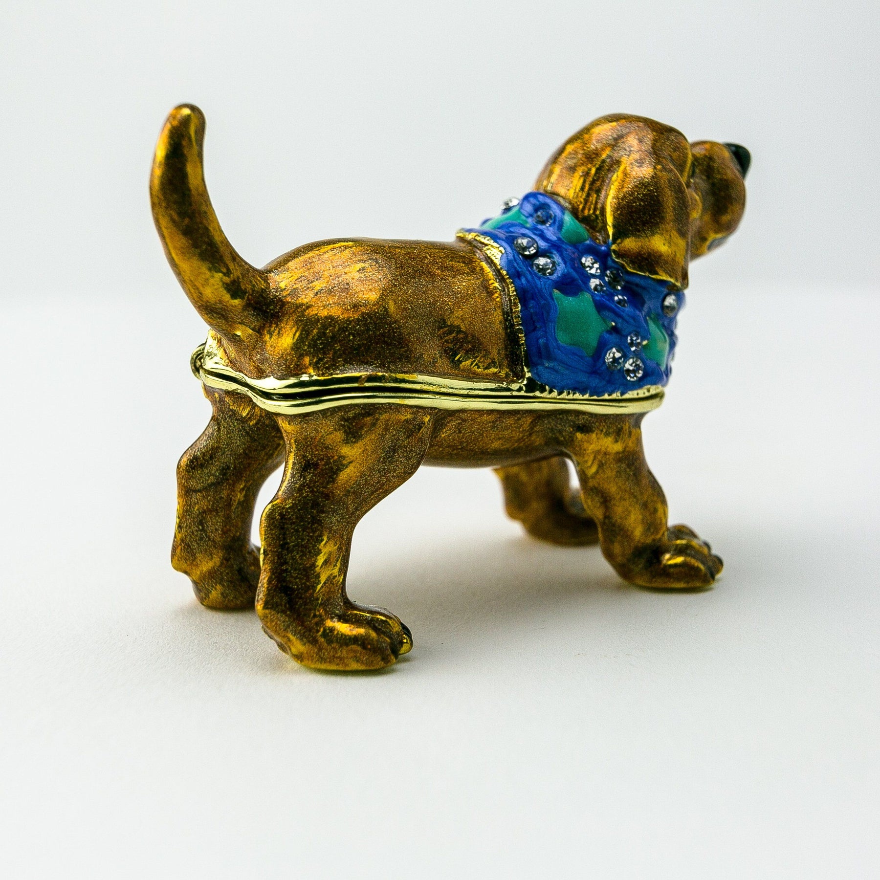 Keren Kopal Brown Dog