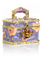 Keren Kopal vintage travel Bag with a Bee Lock