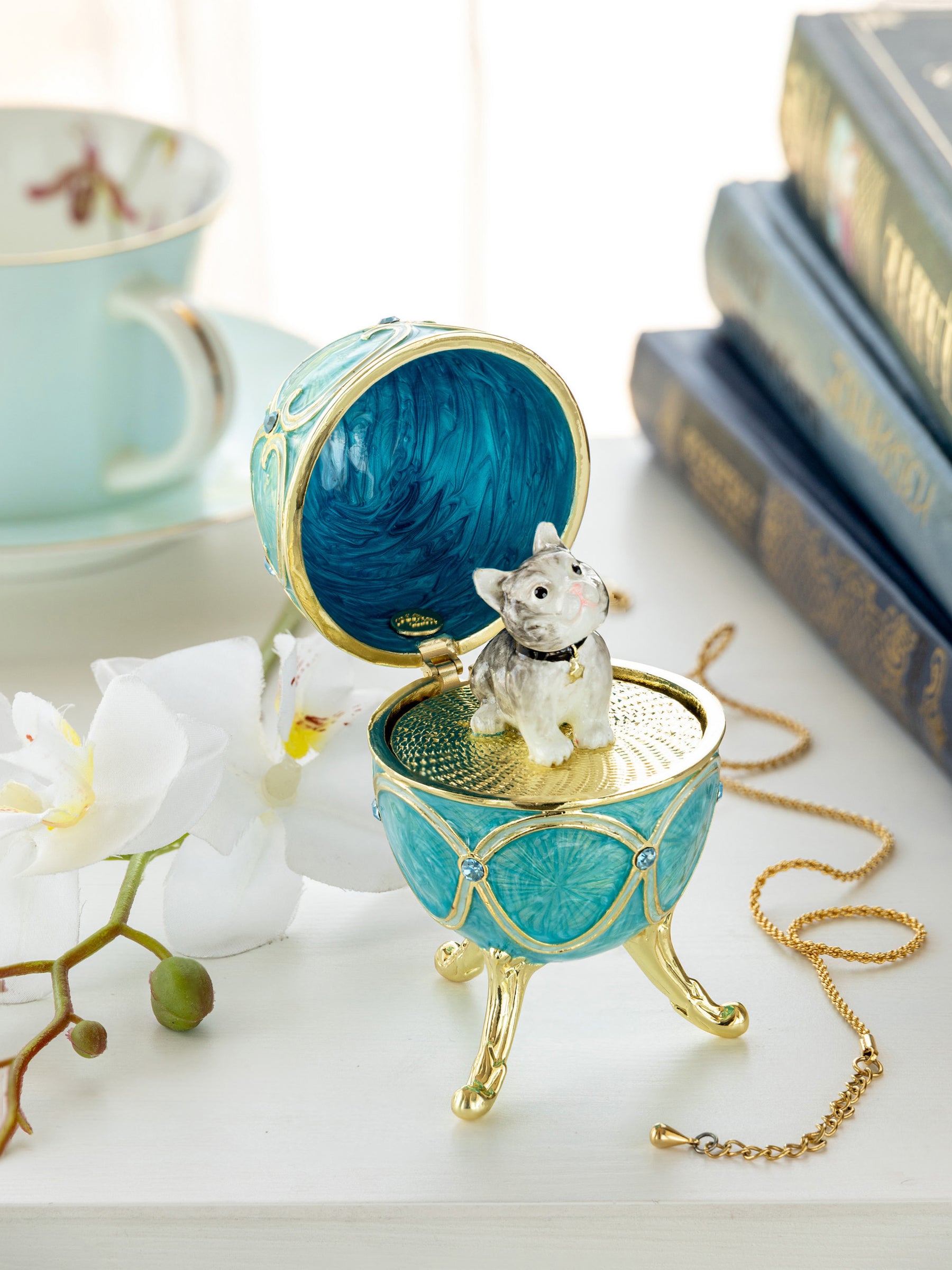 Keren Kopal Turquoise Easter Egg with Cat Hidden compartment