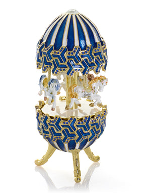 Blaues Faberge-Ei mit Pferdekarussell zum Aufziehen