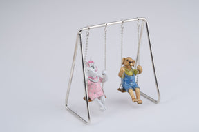 Keren Kopal Cat & Dog Swinging