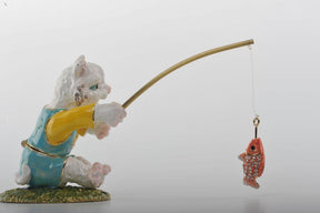 Keren Kopal Cat Fishing a Gold Fish