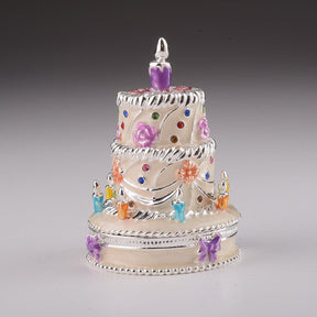 Keren Kopal White Wedding Cake
