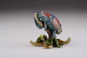 Keren Kopal Colorful Iguana