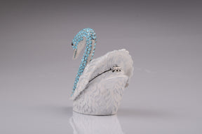 Keren Kopal White Swan