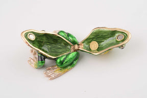 Keren Kopal Frog with a Baby Frog