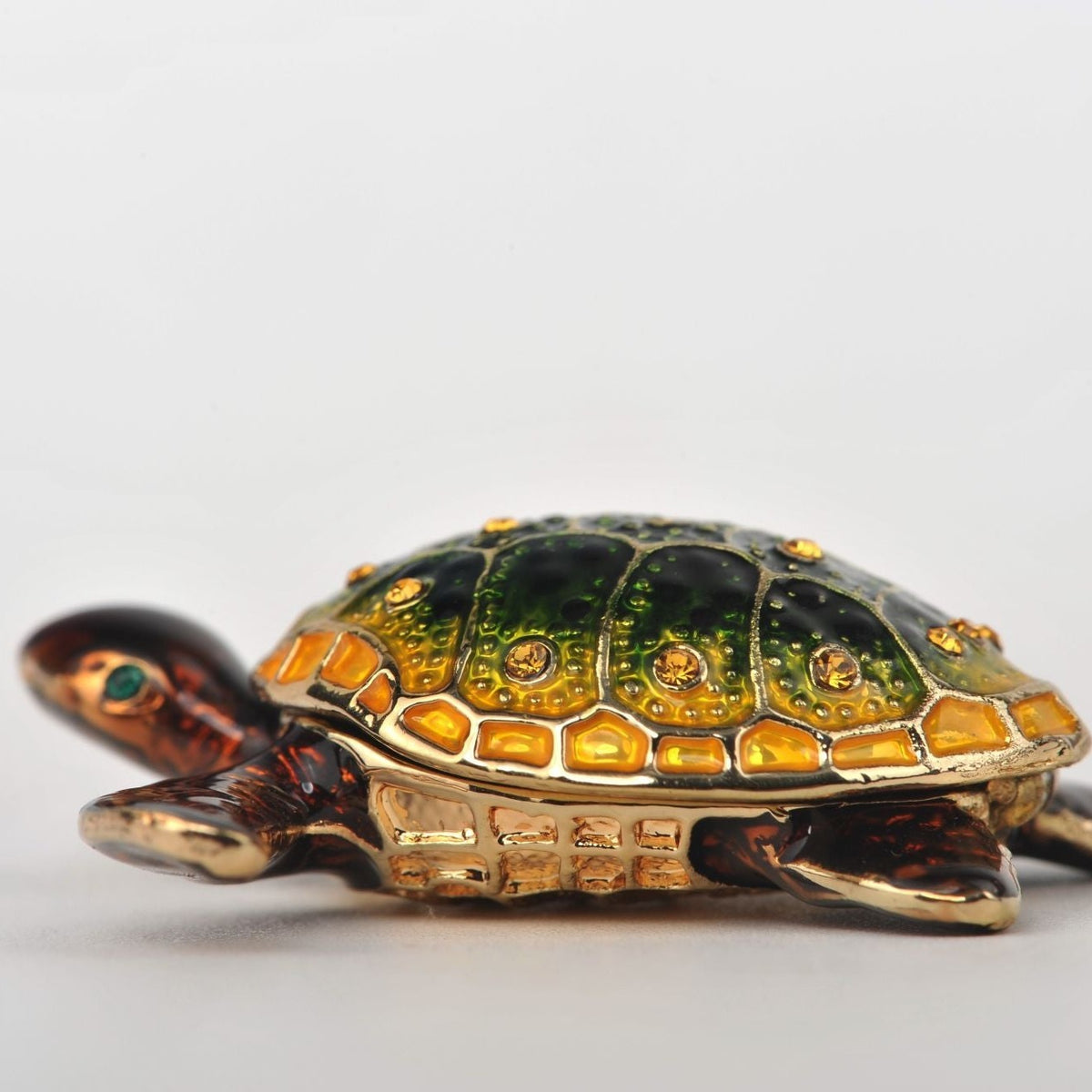 Keren Kopal Green and Gold Sea Turtle