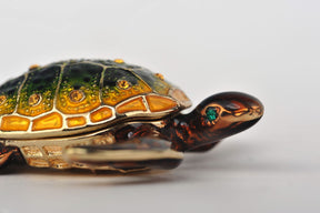 Keren Kopal Green and Gold Sea Turtle