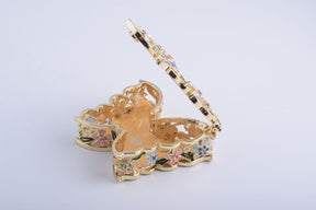 Keren Kopal Butterfly with Flowers