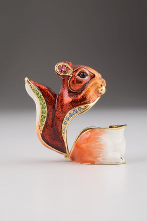 Keren Kopal Red Squirrel