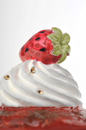 Keren Kopal Red Velvet Cupcake with Strawberry