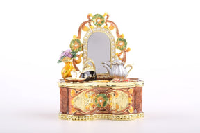 Keren Kopal Vanity Table