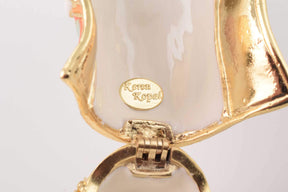 Keren Kopal White Cheering Elephant