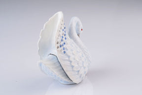 Keren Kopal White Swan