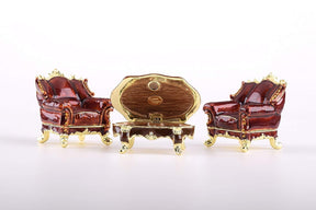 Keren Kopal Chairs and Table